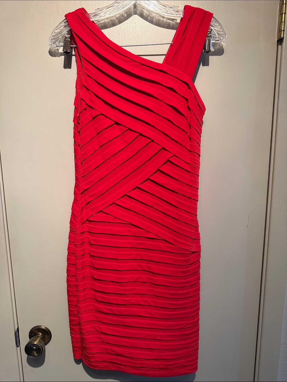London Times Petites Sleeveless One-Shoulder Poppy Red Bodycon Cocktail Dress